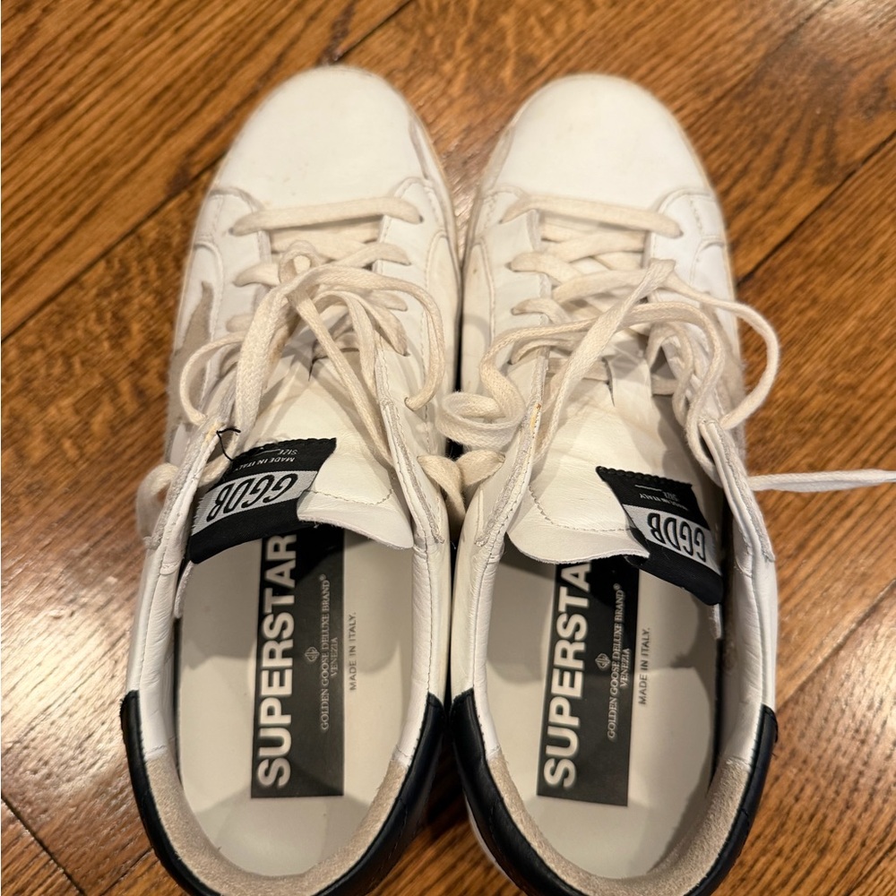 Golden Goose Superstar Low Top Sneaker - Picture 8 of 9